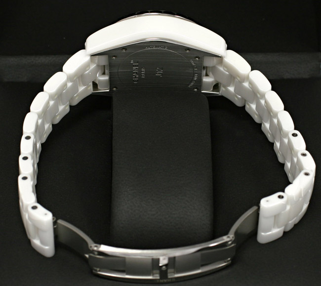シャネル J12 クロノグラフ H2009 白セラミック 9ダイヤ