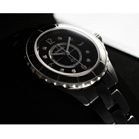 シャネル J12 レディース 29mm H2569 黒セラミック 8ダイヤ