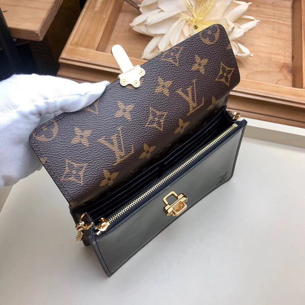 【Louis Vuitton】 スーパーコピー ルイヴィト★チェリーウッドチェーン ウォレット M63305