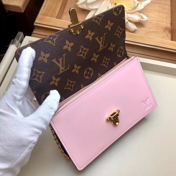 【Louis Vuitton】 スーパーコピー ルイヴィト★チェリーウッドチェーン ウォレット M63306