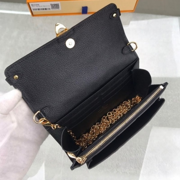 Louis vuitton  スーパーコピー ルイヴィト チェーン ウォレット バッグ VAVIN CHAIN WALLET M63398