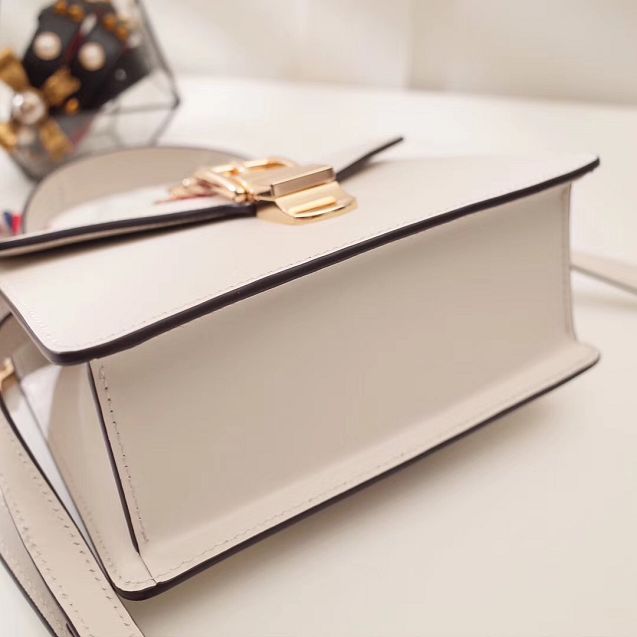 GUCCI スーパーコピー グッチ〔シルヴィ〕 レザー ミニバッグ 470270 D4ZAG 8015 