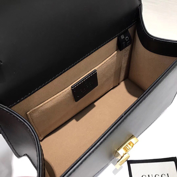 GUCCI スーパーコピー グッチ〔シルヴィ〕 レザー ミニバッグ 470270 D4ZAG 8605