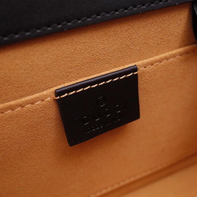 GUCCI スーパーコピー (グッチ) 【シルヴィ】 ベルベット GG ミニバッグ 470270 9JTFG 2068