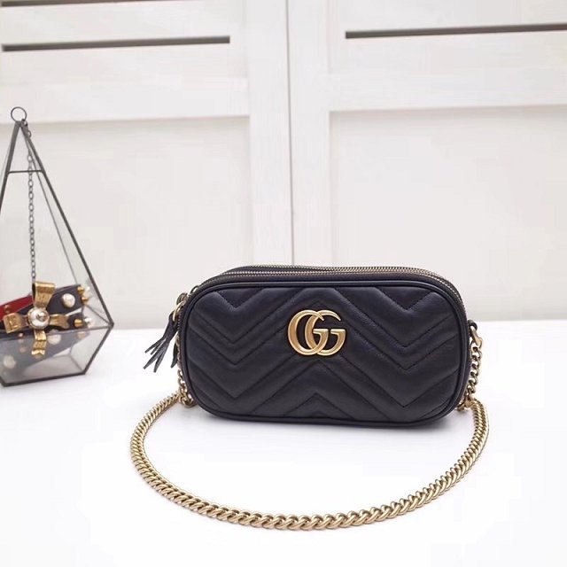 GUCCI スーパーコピー グッチ GGマーモント ミニ チェーンバッグ 546581 DTDCT 1000