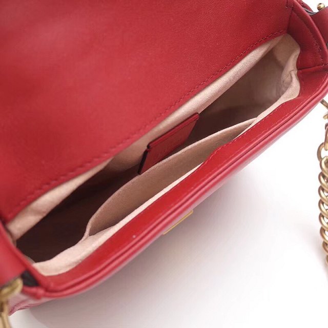 GUCCI スーパーコピー グッチ　GG Marmont スモール トップハンドルバッグ498110 DTDIT 6433