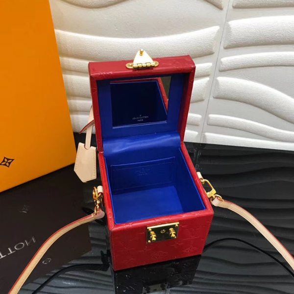 ルイヴィトン スーパーコピー 19ss  Louis Vuitton ブリーカー ボックス ヴェルニ M52516