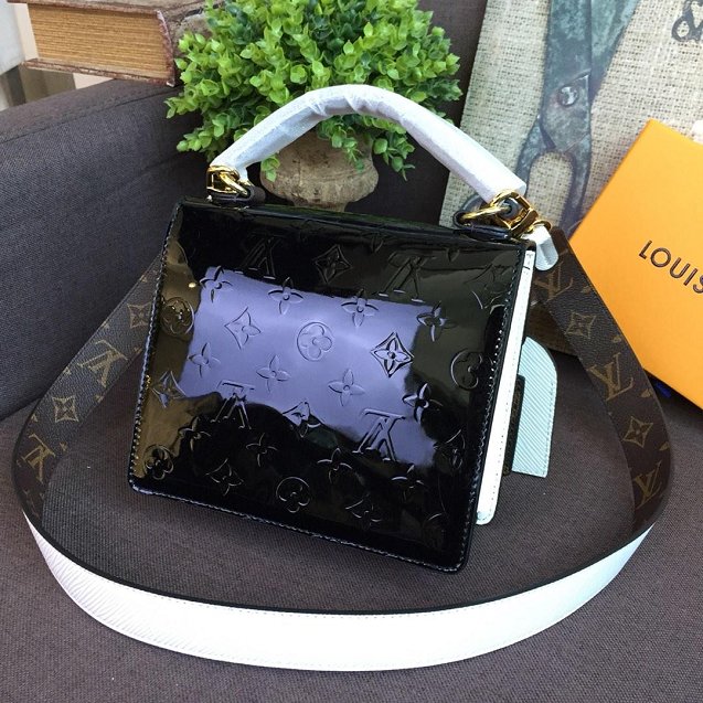 Louis Vuitton スーパーコピー 19SS 新作 ルイヴィトン スプリング·ストリート PM バッグ M90375