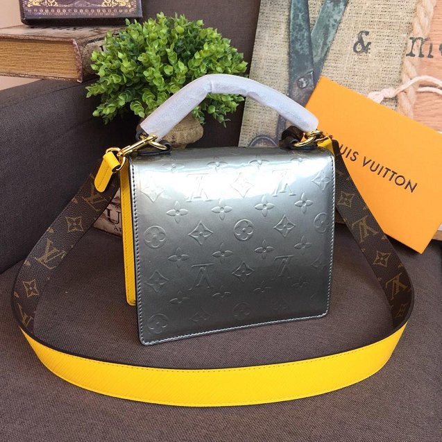 Louis Vuitton スーパーコピー 19SS 新作 ルイヴィトン スプリング·ストリート PM バッグ M90376