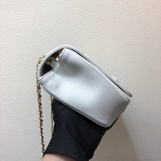 CHANEL スーパーコピー 新作 【シャネル】フラップ バッグ AS0321 B00120 10601