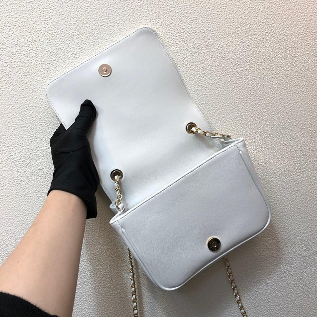 CHANEL スーパーコピー 新作 【シャネル】フラップ バッグ AS0321 B00120 10601