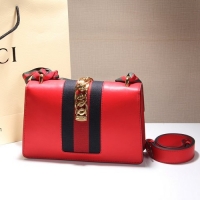GUCCI スーパーコピー グッチ Sylvieシルヴィ スモール ショルダーバッグ 421882 CVLEG 8604