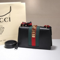 GUCCI スーパーコピー グッチ Sylvieシルヴィ スモール ショルダーバッグ 421882 CVLEG 8638