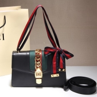 GUCCI スーパーコピー グッチ Sylvieシルヴィ スモール ショルダーバッグ 421882 CVLEG 8638