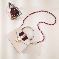 GUCCI スーパーコピー グッチ〔シルヴィ〕 レザー ミニバッグ 470270 D4ZAG 8015 