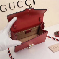 GUCCI スーパーコピー グッチ〔シルヴィ〕 レザー ミニバッグ 470270 D4ZAG 8457