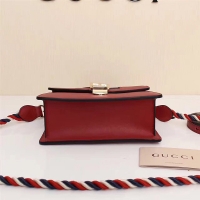 GUCCI スーパーコピー グッチ〔シルヴィ〕 レザー ミニバッグ 470270 D4ZAG 8457