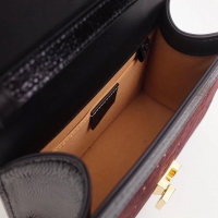 GUCCI スーパーコピー (グッチ) 【シルヴィ】 ベルベット GG ミニバッグ 470270 9JTFG 2068