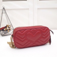 GUCCI スーパーコピー グッチ GGマーモント ミニ チェーンバッグ 546581 DTDCT 6433