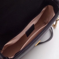 GUCCI スーパーコピー グッチ　GG Marmont スモール トップハンドルバッグ498110 DTDIT 1000