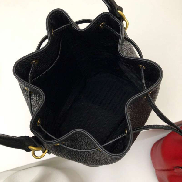 PRADA スーパーコピー★新作 DEERエンボスレザーバケットバッグ1BE018_2BBE_F0002_V_NOO 