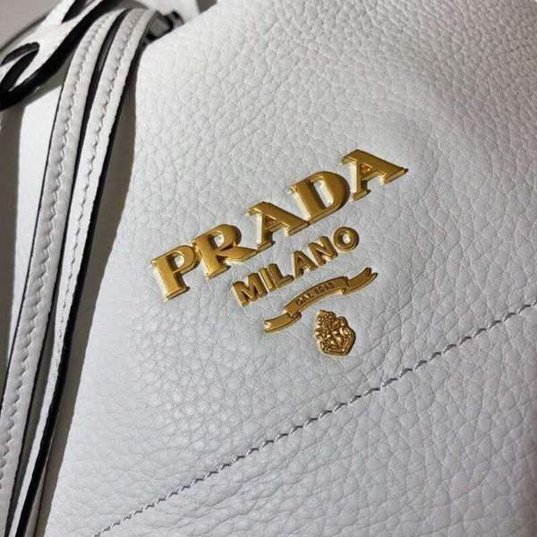 PRADA スーパーコピー★新作 DEERエンボスレザーバケットバッグ1BE018_2BBE_F0YGN_V_NOO