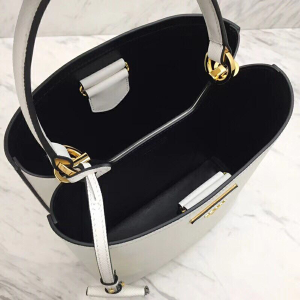 PRADA スーパーコピー ダブル サフィアーノ レザーバッグ ミディアムサイズ1BA212_2ERX_F0G3Z_V_OOO