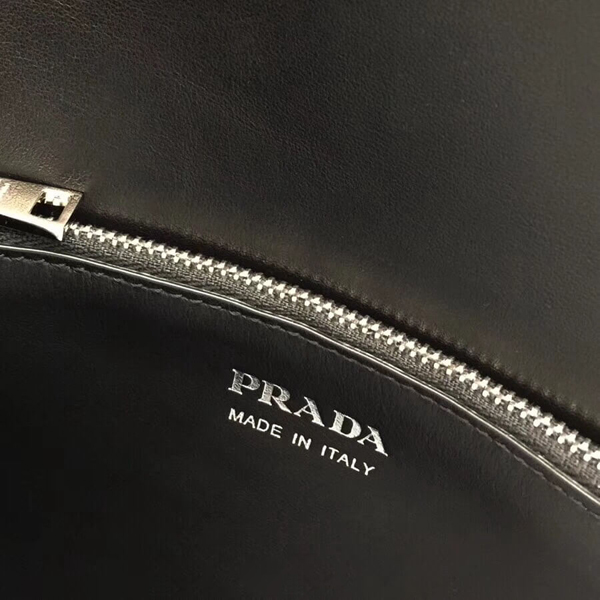 PRADA スーパーコピー Elektraレザーショルダーバッグ1BD120_2BB0_F0D9A_V_OBH