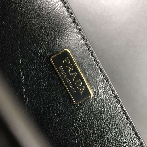 PRADA スーパーコピー 【プラダ】 カイエ ショルダーバッグ 19Resort 1BD045_2BB0_F0002_V_XCH