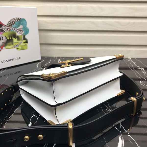 PRADA スーパーコピー 【プラダ】 カイエ ショルダーバッグ 19Resort 1BD045_2BB0_F0N13_V_XCH