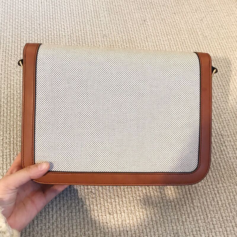 セリーヌ スーパーコピー CELINE 19SS ラージ トリオンフバッグ 188872BGI.04LV