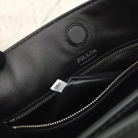 PRADA スーパーコピー【プラダ】 マギット スモールオーストリッチバッグ* 19Resort 1BC082_2AIX_F0002_V_OOH