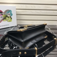 PRADA スーパーコピー 【プラダ】 カイエ ショルダーバッグ 19Resort 1BD045_2BB0_F0002_V_XCH