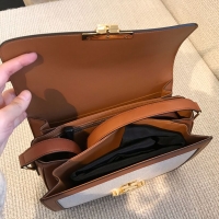 セリーヌ スーパーコピー CELINE 19SS ラージ トリオンフバッグ 188872BGI.04LV