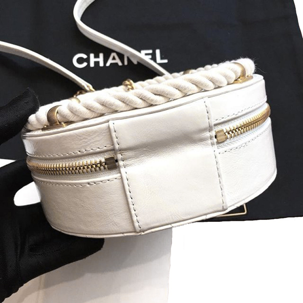 CHANEL スーパーコピー 19SS シャネル カーフスキン ラウンド バッグ AS0075 Y84100 10601