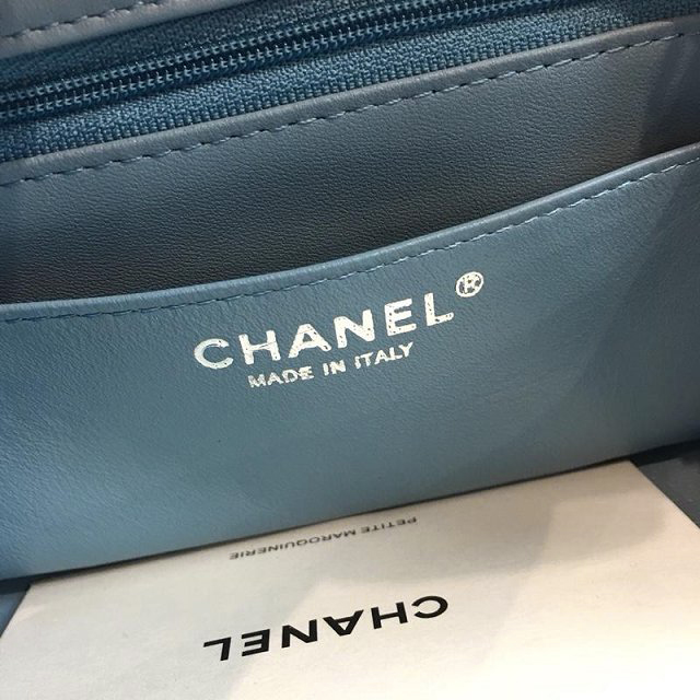CHANEL スーパーコピー 19新作 シャネル ポシェット ミニ フラップ バッグ A69900 Y84193 MF600