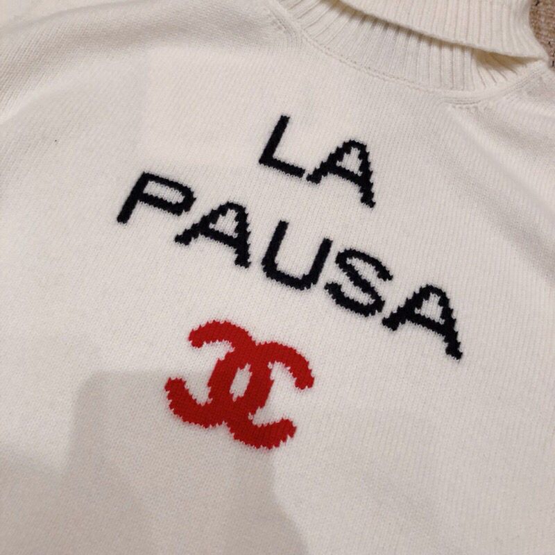 CHANEL スーパーコピー シャネル 2018/19 ホワイト カシミヤ 新作 セーター ニット P60454 K46051 AW005