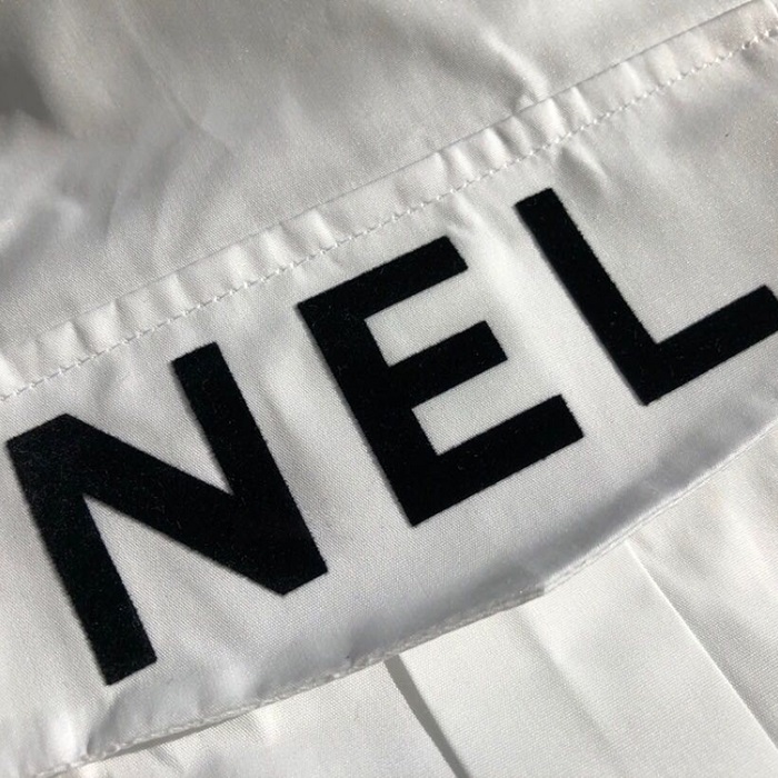 シャネル スーパーコピー CHANEL 19SS  サマーブラウス ロゴCC P61148 V38915 00100