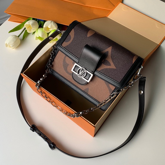 Louis Vuitton スーパーコピー 19AW新作 ルイヴィトン ドーフィーヌ MM M44599