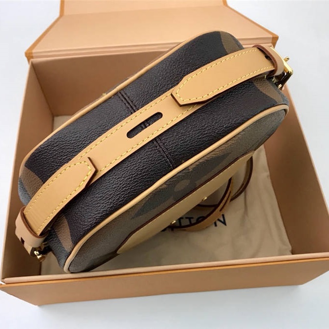 Louis Vuitton スーパーコピー ルイヴィトン  新作 ボワット·シャポー スープル M44604