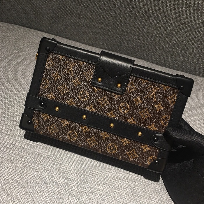 Louis Vuitton スーパーコピー ルイヴィトン ミニショルダーバッグ プティット·マル M44199
