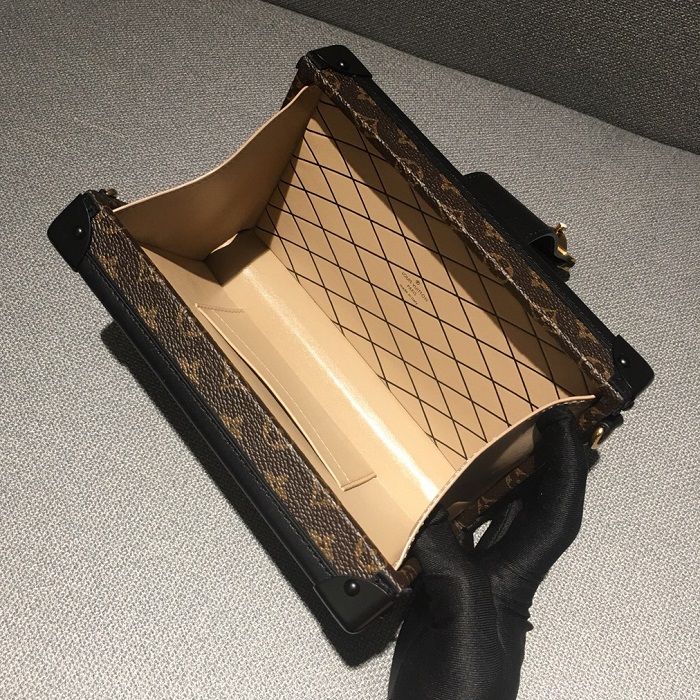 Louis Vuitton スーパーコピー ルイヴィトン ミニショルダーバッグ プティット·マル M44199