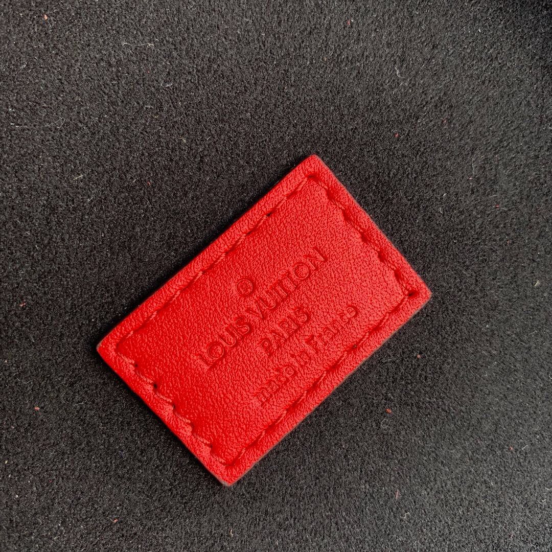 Louis Vuitton スーパーコピー モノグラム·ヴェルニ ルイ ヴィトン カンヌ PM M53998