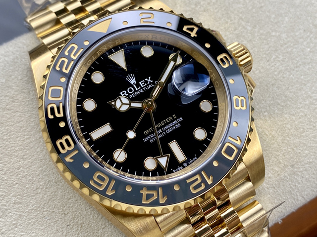 【ROLEX】ロレックス スーパーコピー GMTマスター II 126718GRNR-0001 イエローゴールド【CLEAN工場出品】