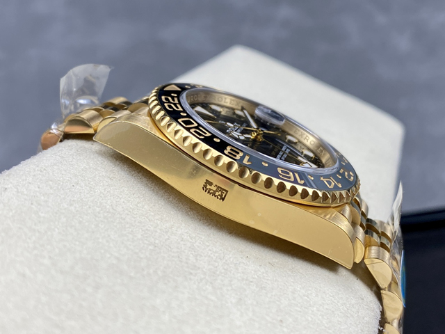 【ROLEX】ロレックス スーパーコピー GMTマスター II 126718GRNR-0001 イエローゴールド【CLEAN工場出品】