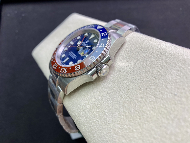 【ROLEX】ロレックス スーパーコピー ＧＭＴマスターII 116719BLRO アズーロブルー【CLEAN工場出品】