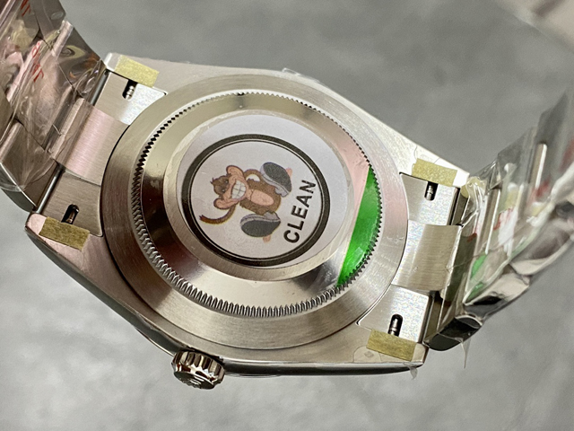 【ROLEX】ロレックス スーパーコピー オイスターパーペチュアル 124300 グリーン 41MM【CLEAN工場出品】