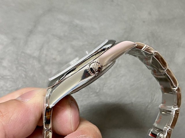 【ROLEX】ロレックス スーパーコピー オイスターパーペチュアル 124300 グリーン 41MM【CLEAN工場出品】