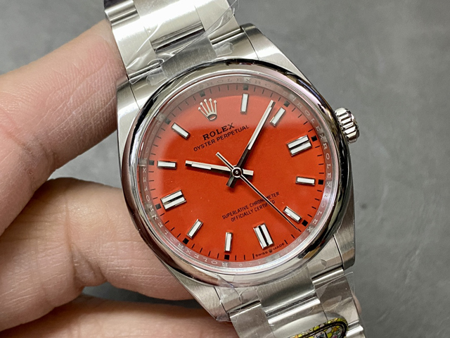 【ROLEX】ロレックス スーパーコピー オイスターパーペチュアル 126000 レッド 36MM【CLEAN工場出品】
