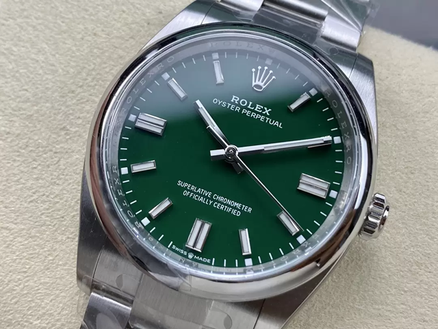 【ROLEX】ロレックス スーパーコピー オイスターパーペチュアル 126000-0006 グリーン 36MM【CLEAN工場出品】